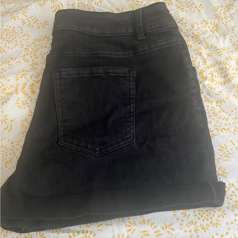 Time and Tru denim shorts